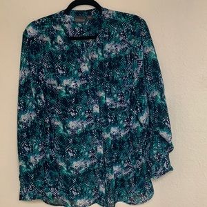 Covington essentials 2X 190% poly Strap to lift sleeves or not, hidden buttons